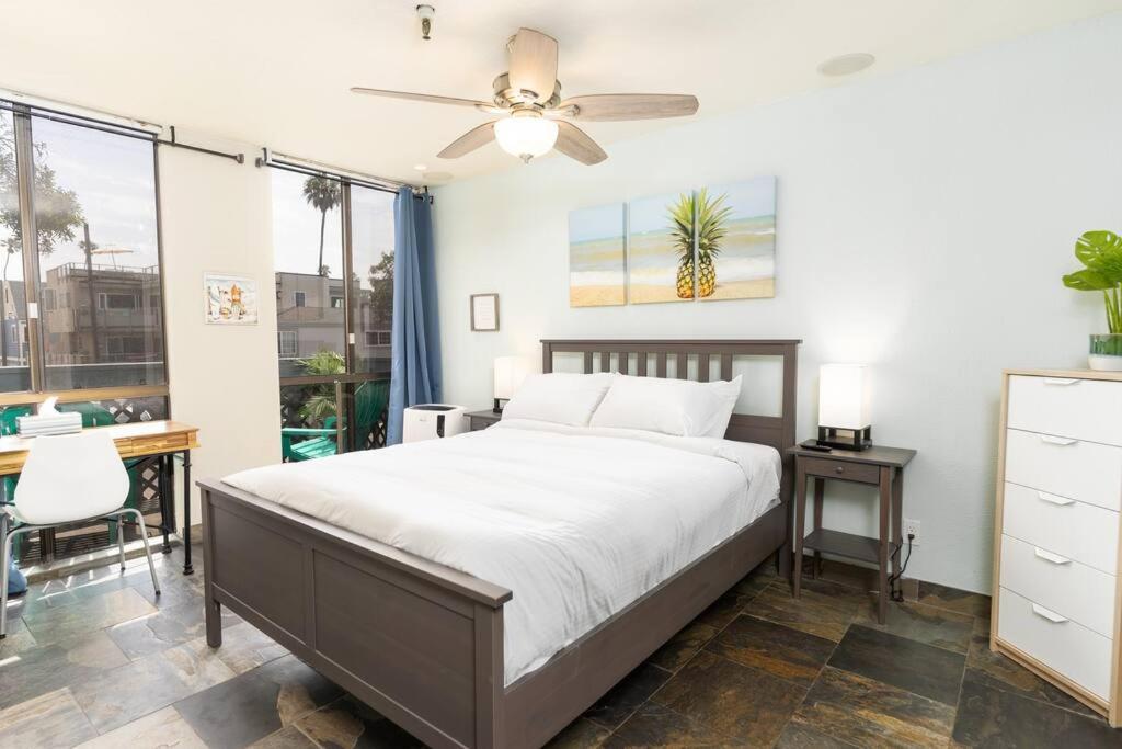 Pineapple Paradise -in The Heart Of Mission Beach- Just Steps To And Belmont Park Hébergement de vacances