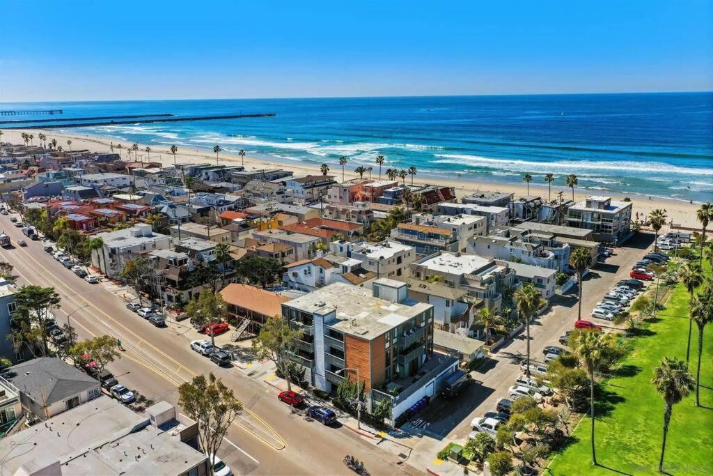 Pineapple Paradise -in The Heart Of Mission Beach- Just Steps To And Belmont Park